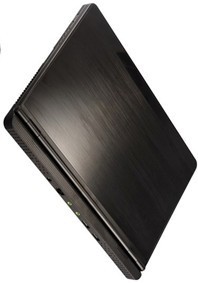 山寨笔记本工厂浮出水面，高仿上网本全国热销引发行业隐忧